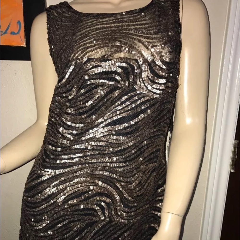 Calvin Klein sequins dress - Picture 3 of 8
